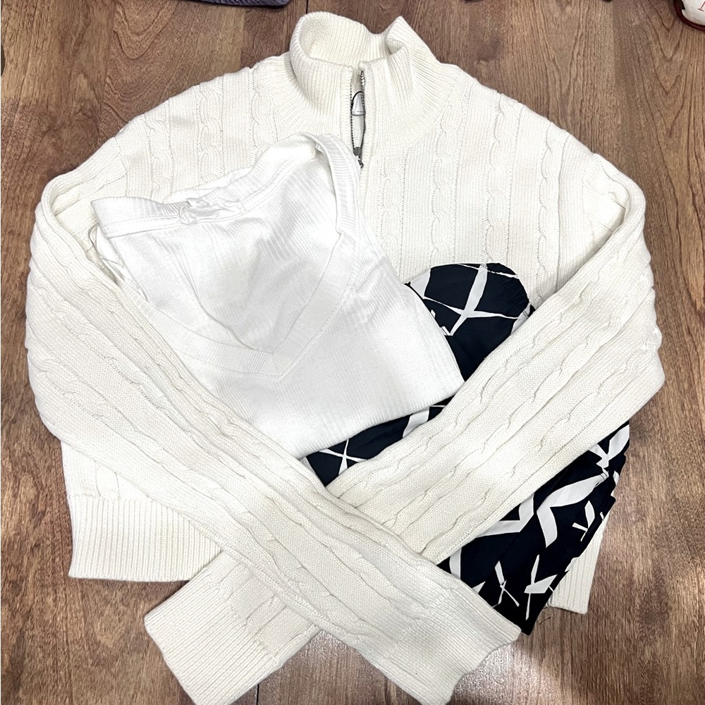 3 pc set preloved. Gorgeous blue&white swirled skort, white top & cream sweater.